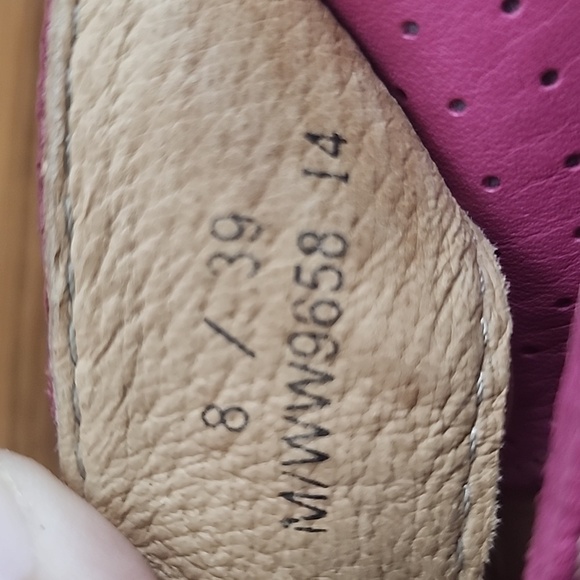 Born pink leather wedge sandal heels - Picture 6 of 6